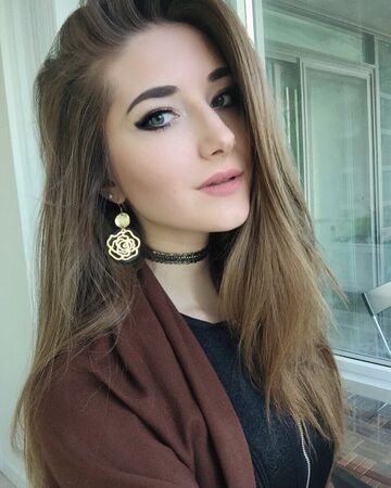 Elza Khusainova — hair model in Toronto, ON