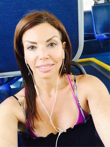 Kyana Joy Scott — hair model in Miami Beach, FL
