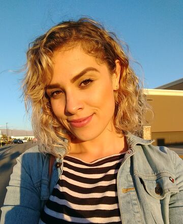Cristina — hair model in Tijuana, Baj