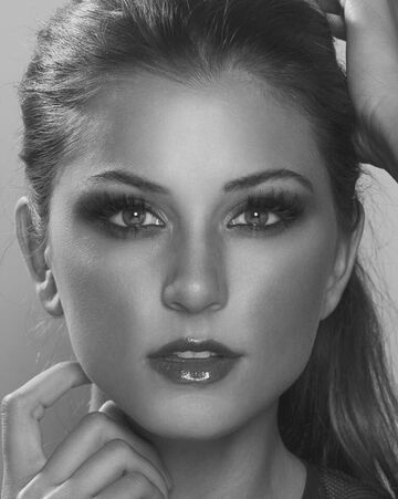 Blakely Thomas — hair model in Kansas City, MO