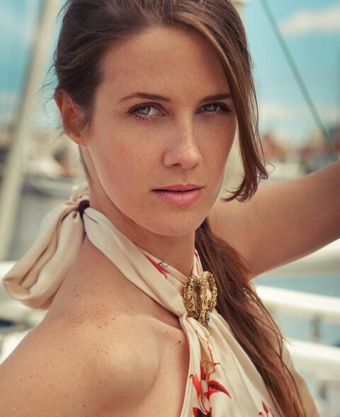 Amanda Vesey Cambria