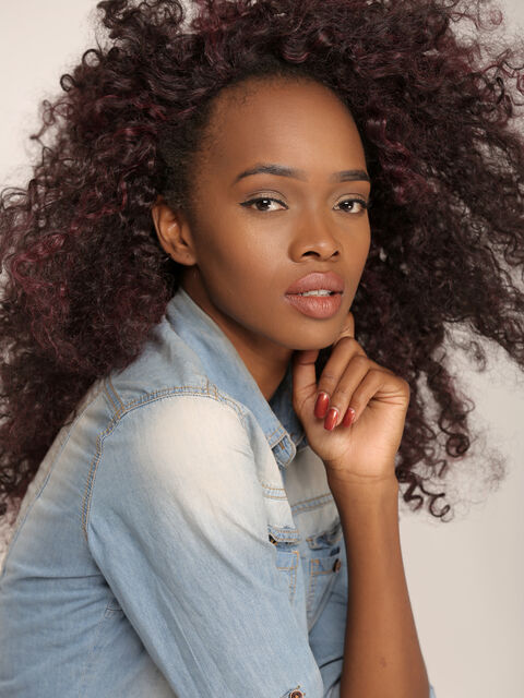 Chanelle Renee