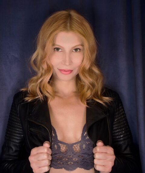 Milena Bond